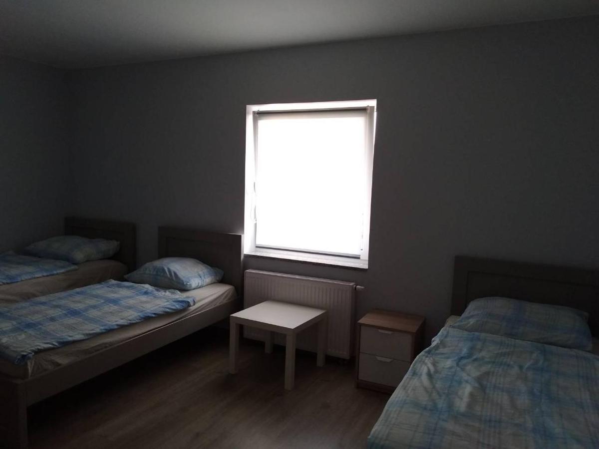Kamienica Zerniki Wroclawskie Exteriér fotografie